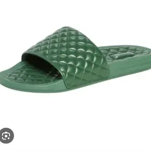 APL | Shoes | Apl Mens Lusso Slide Green Quilted Leather  display picture 1